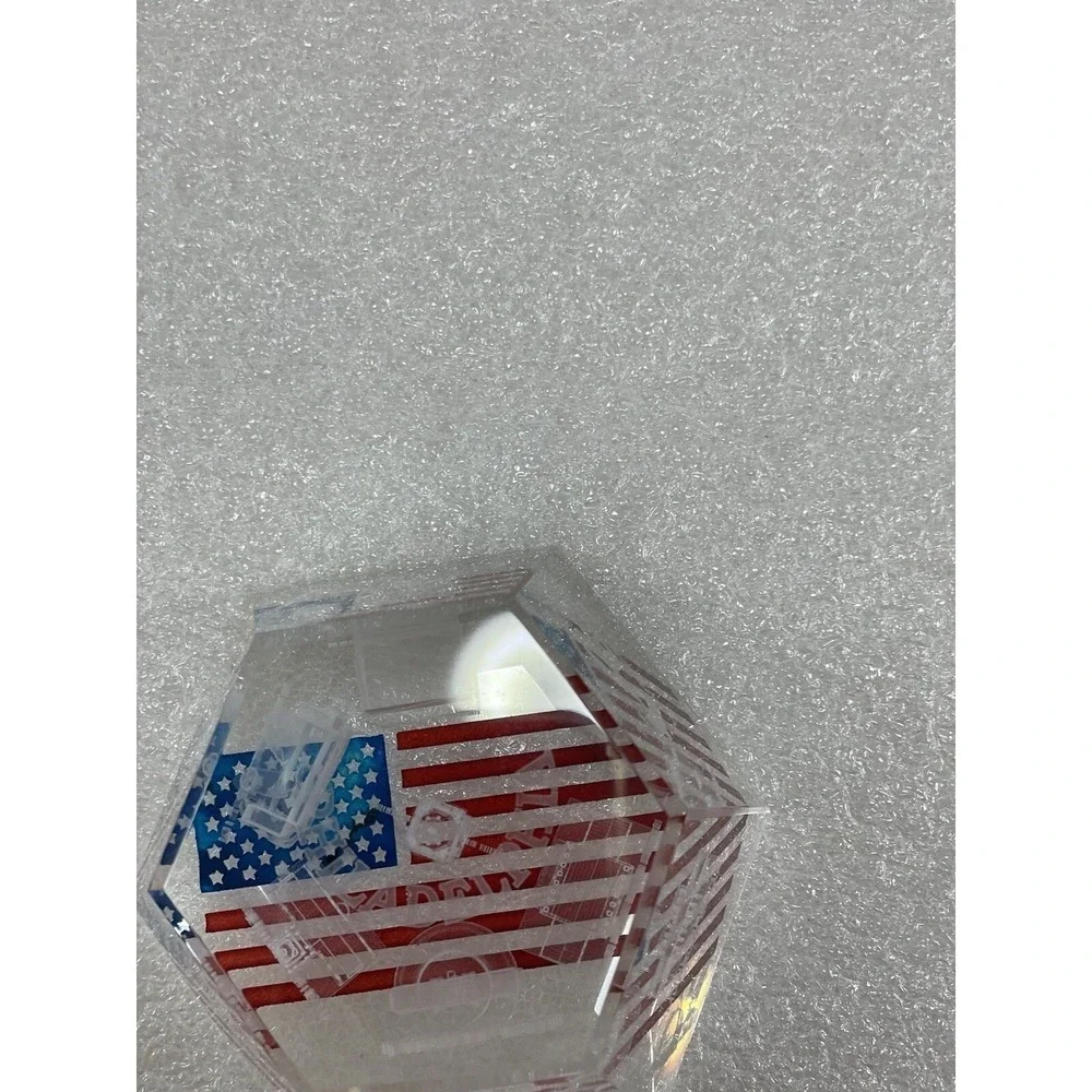Philadelphia 3D Laser Etched Crystal Paperweight Liberty Bell Independence Hall